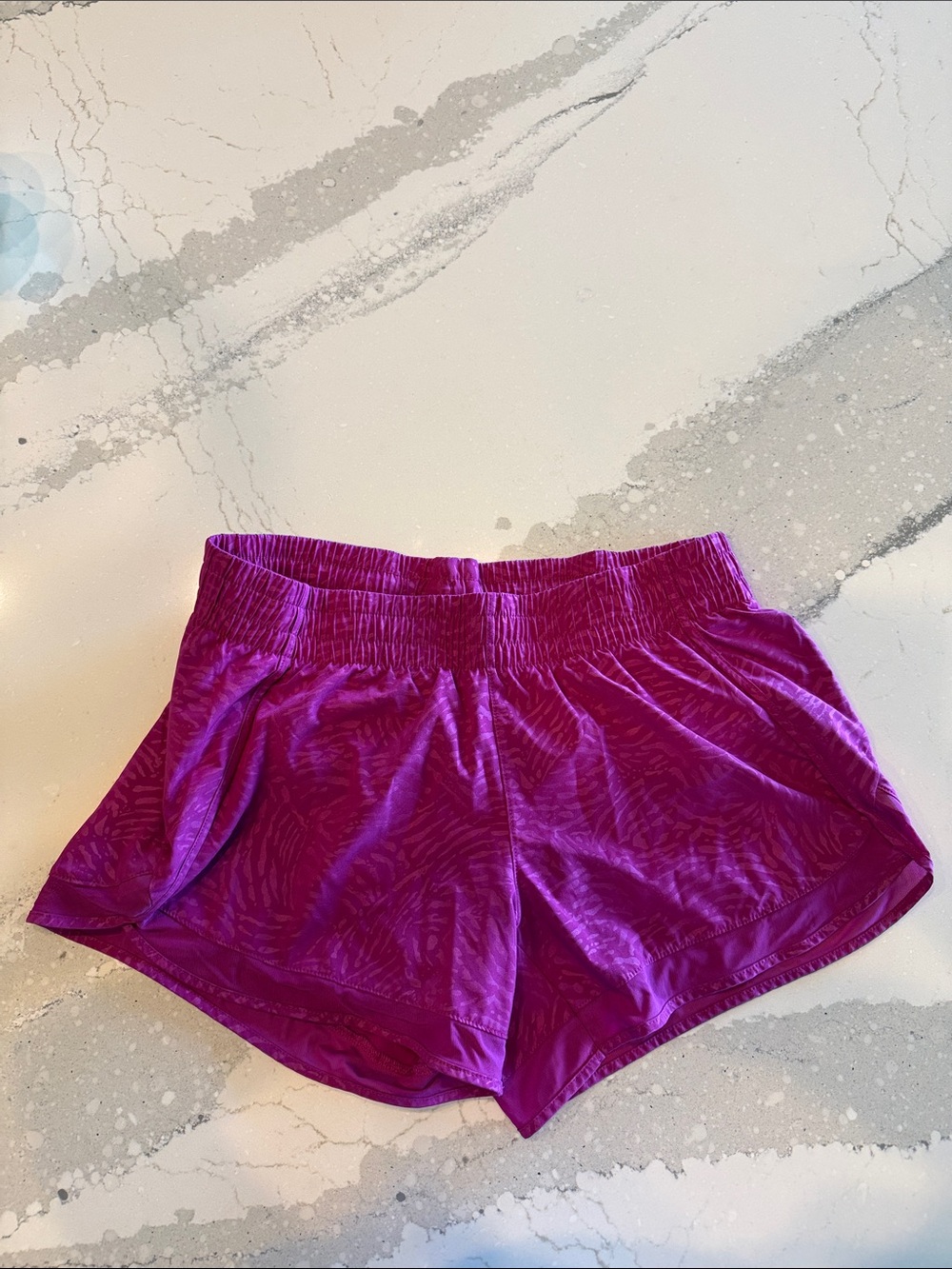 Athleta Women’s Printed Mesh Racer Run Short 4” Magenta